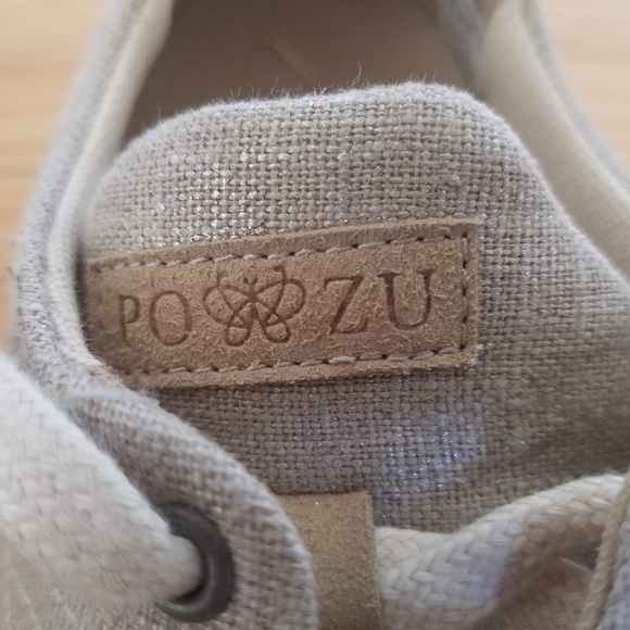 Po-Zu Women's Sneakers - Picture 3 of 5